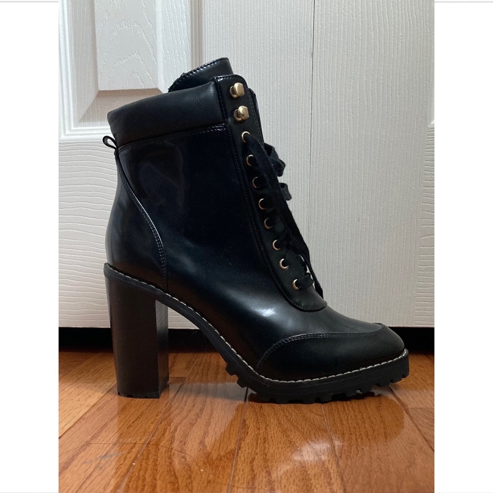 H&M Lace-Up Black Boots